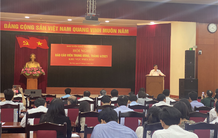 Hội nghị báo cáo viên Trung ương tháng 4/2021