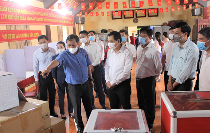 Nắm chắc thông tin, dự báo tình hình dư luận,  giữ vững an ninh trước, trong và sau bầu cử