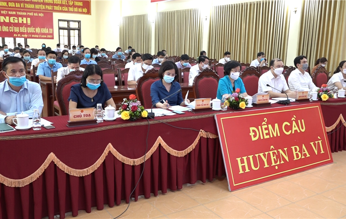 Người ứng cử đại biểu Quốc hội khóa XV tiếp xúc cử tri huyện Ba Vì