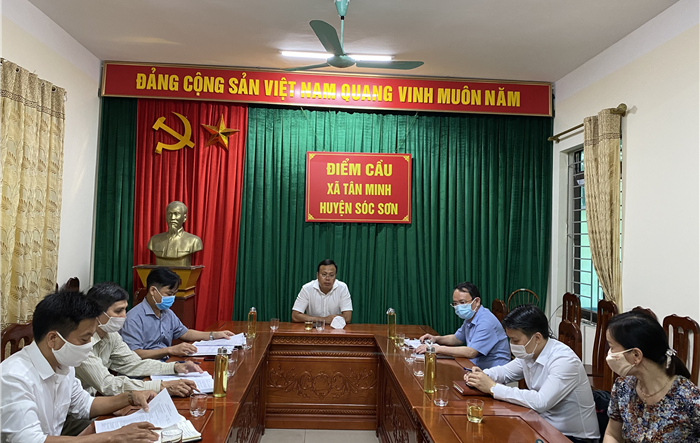 Bí thư Huyện ủy Sóc Sơn kiểm tra công tác bầu cử và phòng, chống dịch Covid-19 tại 4 xã, thị trấn