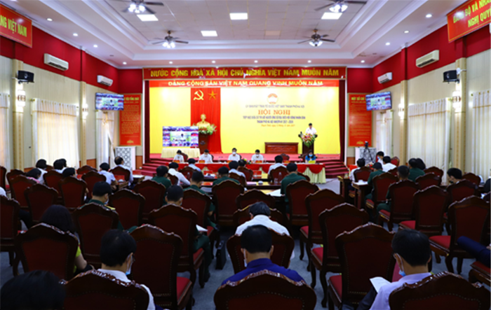 Người ứng cử đại biểu HĐND thành phố Hà Nội tiếp xúc cử tri huyện Thạch Thất