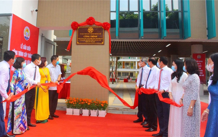 Lễ gắn biển công trình chào mừng bầu cử đại biểu Quốc hội khóa XV và đại biểu HĐND các cấp nhiệm kỳ 2021-2026