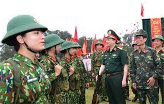Đẩy mạnh tuyên truyền kỷ niệm 75 năm Ngày truyền thống lực lượng vũ trang Thủ đô 