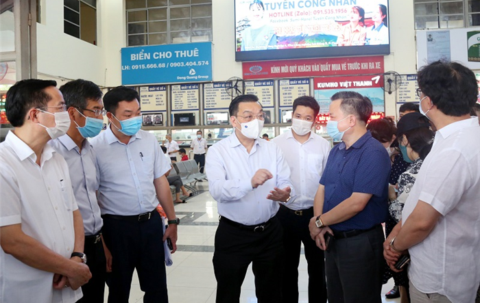 Thường trực Thành uỷ yêu cầu xử lý nghiêm các trường hợp vi phạm phòng, chống dịch 