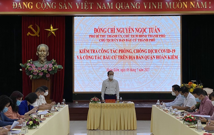 Kiểm tra công tác phòng, chống dịch Covid-19 và công tác bầu cử trên địa bàn quận Hoàn Kiếm