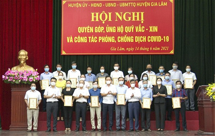 Huyện Gia Lâm: Hơn 5,8 tỷ đồng ủng hộ Quỹ vắc-xin và công tác phòng, chống dịch Covid-19