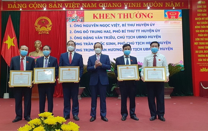 Huyện Mỹ Đức có 18 tập thể, cá nhân được Thành phố khen thưởng trong công tác bầu cử