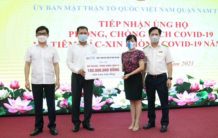 Tiếp nhận ủng hộ phòng, chống dịch Covid-19 và Quỹ vắc xin phòng Covid-19