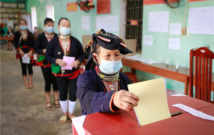 Luận điệu thù địch, xuyên tạc “không có dân chủ trong chế độ một Đảng Cộng sản duy nhất cầm quyền” hay trò bịp cổ xúy cho nền dân chủ đa nguyên