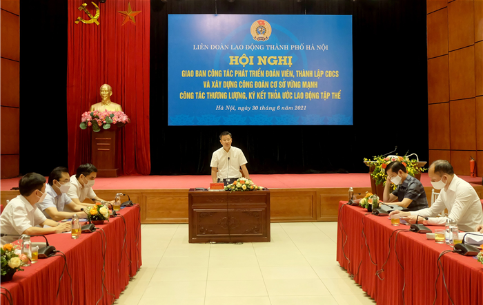 Tăng cường phát triển đoàn viên, thành lập công đoàn cơ sở và xây dựng công đoàn cơ sở vững mạnh