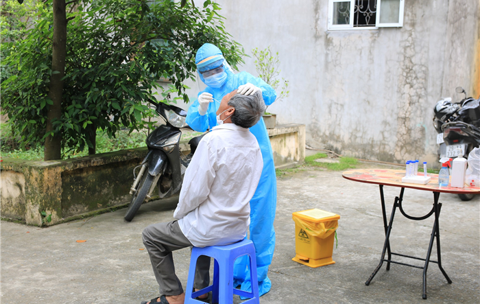 Huyện Ứng Hòa ghi nhận trường hợp đầu tiên dương tính với SAR-CoV-2