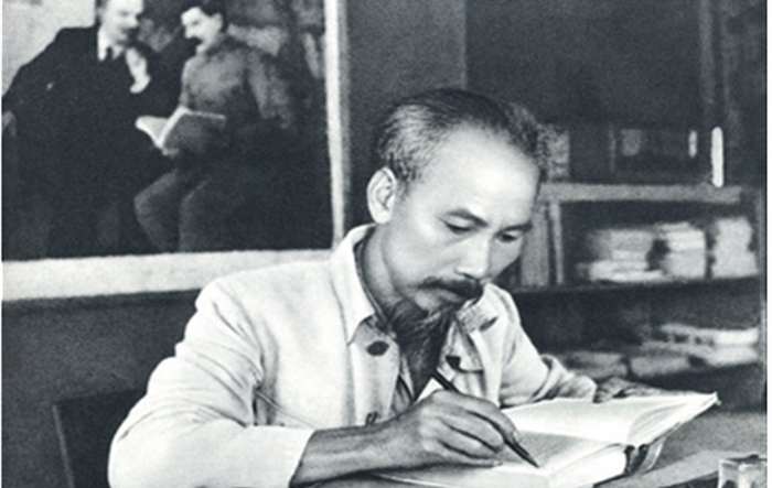 Con đường tự học của Chủ tịch Hồ Chí Minh