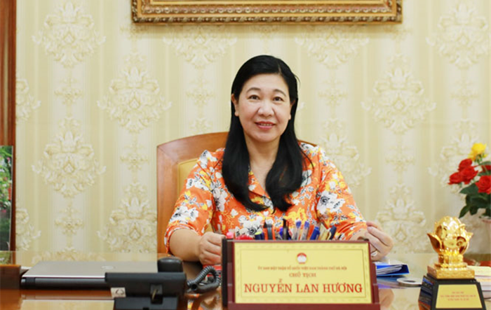 Ủy viên Ban Thường vụ Thành ủy, Chủ tịch Ủy ban Mặt trận Tổ quốc Việt Nam thành phố Hà Nội Nguyễn Lan Hương: Chung sức thực hiện mục tiêu miễn dịch cộng đồng