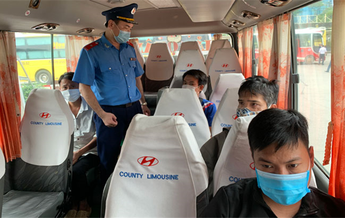 Hà Nội: Tạm dừng vận tải hành khách công cộng bằng đường bộ đến 37 tỉnh, thành phố