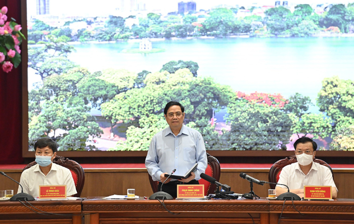 Thủ tướng Chính phủ Phạm Minh Chính: Coi bảo vệ sức khoẻ và an toàn tính mạng người dân là trên hết, trước hết