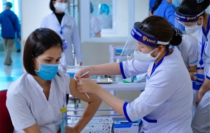 Triển khai truyền thông Chiến dịch tiêm vắc xin phòng Covid-19 năm 2021-2022