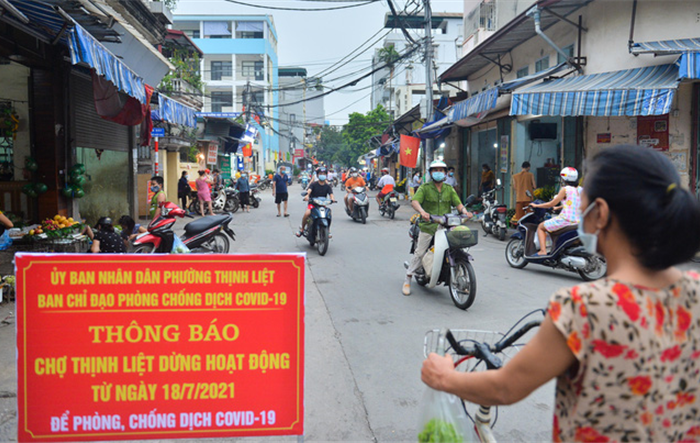 Quận Hoàng Mai quyết tâm cao trong công tác phòng, chống dịch Covid-19