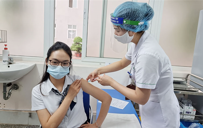 Triển khai chiến dịch tiêm chủng vắc xin phòng Covid-19 trên địa bàn Thành phố