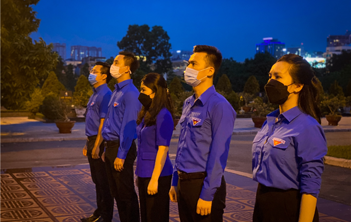 Tuổi trẻ Thủ đô đời đời nhớ ơn các anh hùng liệt sĩ
