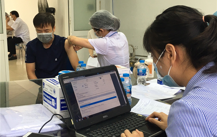 Thanh Oai triển khai tiêm vắc xin phòng Covid-19 đợt 5
