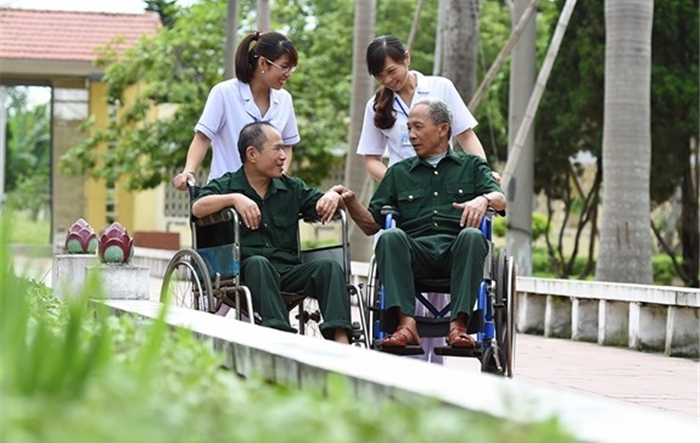 Xuyên tạc quá khứ - sự xấu hổ của lương tri