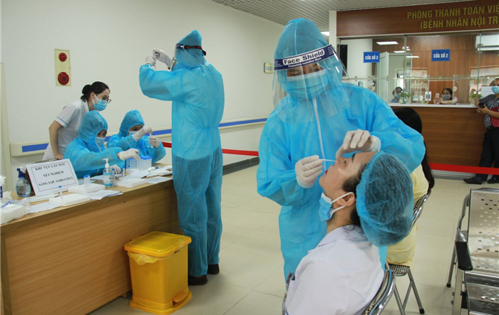 Tuyên truyền sâu rộng đến các tầng lớp Nhân dân về chiến lược phòng, chống dịch của Thành phố là “5K + vắc xin + công nghệ” 