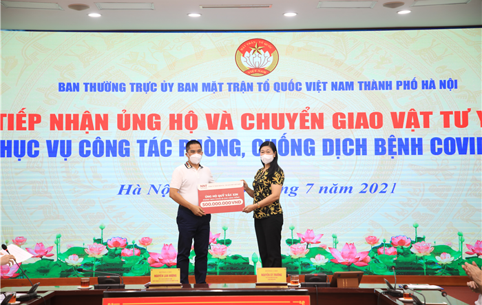 Ủy ban MTTQ Việt Nam Thành phố tiếp nhận ủng hộ hơn 1,6 tỷ đồng phòng, chống dịch Covid-19