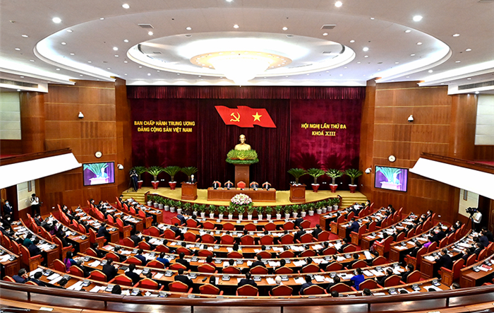 Thông cáo báo chí về ngày làm việc thứ nhất của Hội nghị Trung ương 3