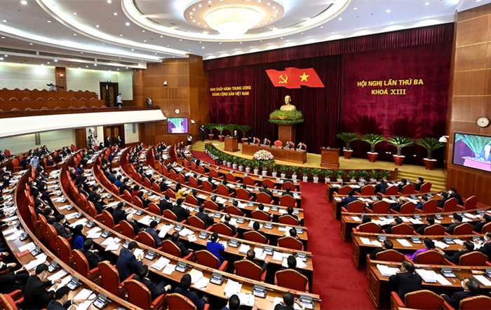 Thông cáo báo chí về ngày làm việc thứ ba của Hội nghị Trung ương 3
