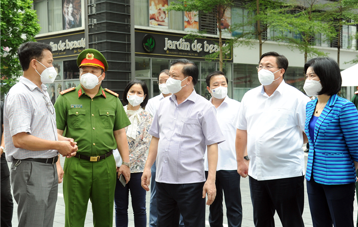 Bí thư Thành ủy Hà Nội Đinh Tiến Dũng yêu cầu xét nghiệm diện rộng phải được thực hiện hiệu quả, trong thời gian ngắn nhất