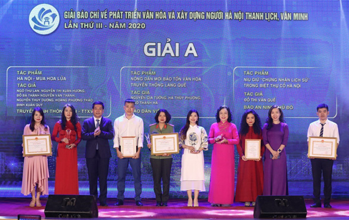 Lùi thời hạn tổ chức Giải báo chí về phát triển văn hóa và xây dựng người Hà Nội thanh lịch, văn minh lần thứ IV - năm 2021