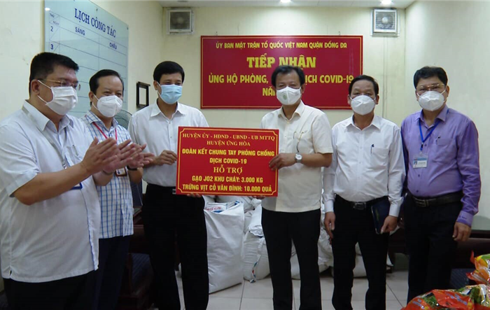 Huyện Ứng Hòa hỗ trợ nông sản tiếp sức 5 quận nội thành chống dịch Covid-19