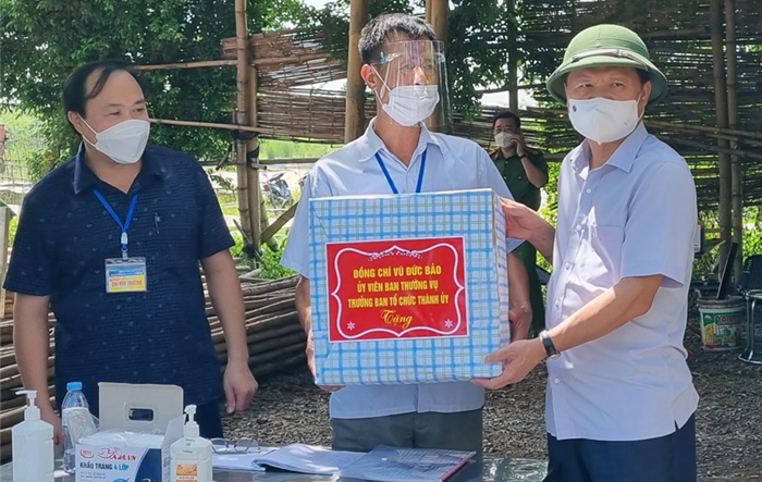 Tập trung xét nghiệm sàng lọc, khoanh vùng, phát hiện sớm F0