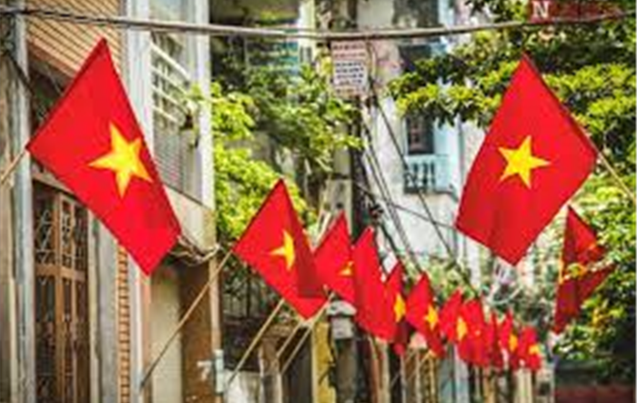Thông báo treo cờ Tổ quốc chào mừng 76 năm Quốc khánh nước Cộng hòa xã hội chủ nghĩa Việt Nam
