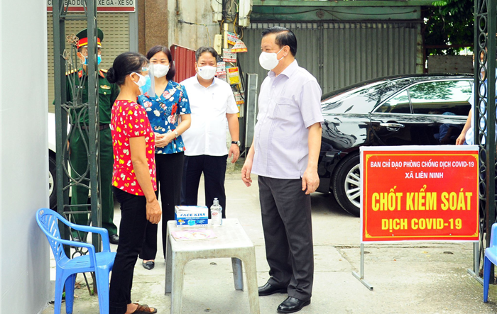 Huyện Thanh Trì tập trung tổ chức hệ thống kiểm soát dịch chặt chẽ từ ngõ, xóm
