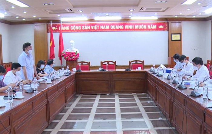 Phó Chủ tịch Uỷ ban MTTQ Thành phố giám sát việc thực hiện các chính sách hỗ trợ người dân do đại dịch Covid-19 tại huyện Phúc Thọ
