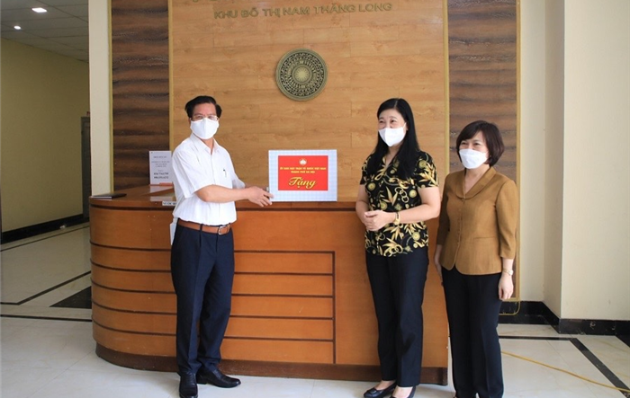 Chủ tịch Ủy ban MTTQ Việt Nam Thành phố kiểm tra công tác vận hành “Mô hình Chung cư an toàn” tại quận Tây Hồ