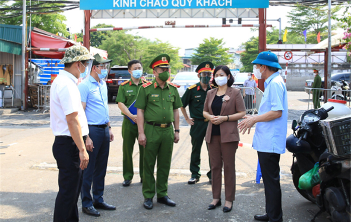 Tập trung truy vết, tăng tốc xét nghiệm để ngăn chặn nguồn lây Covid-19