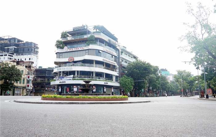 Hà Nội tiếp tục thực hiện giãn cách toàn xã hội trên địa bàn Thành phố để phòng chống dịch Covid-19 đến 6 giờ ngày 23-8