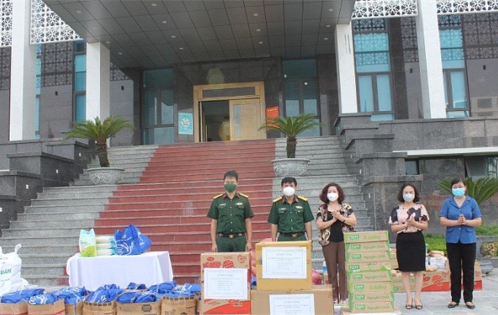 Hội Liên hiệp Phụ nữ Thành phố hỗ trợ hội viên phụ nữ khó khăn do dịch Covid-19 trên địa bàn quận Bắc Từ Liêm