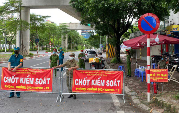 Người dân Thủ đô đồng thuận cùng Thành phố đẩy lùi đại dịch