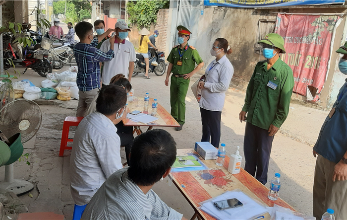 Tăng cường công tác phòng, chống dịch Covid-19 tại các chợ dân sinh