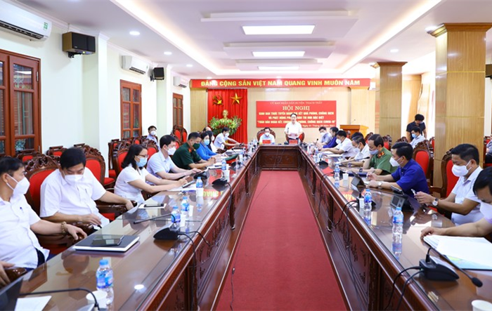 Huyện Thạch Thất phát động phong trào thi đua đặc biệt “Toàn dân đoàn kết chung sức phòng, chống dịch Covid-19”