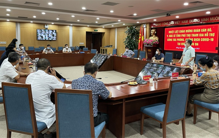 Quận Đống Đa tiếp đón Đoàn y, bác sỹ, điều dưỡng tỉnh Phú Thọ hỗ trợ công tác phòng, chống dịch Covid-19