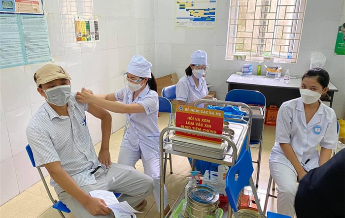 Quận uỷ Hà Đông triển khai 6 nhiệm vụ trọng tâm trong phòng, chống dịch Covid-19	