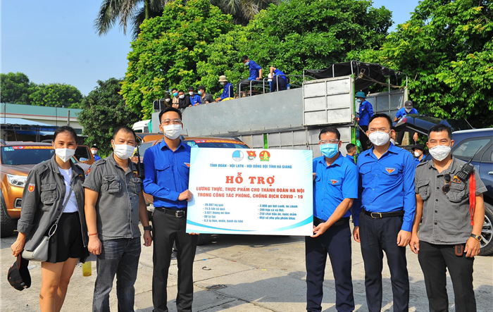 60 tấn nông sản được tuổi trẻ tỉnh Hà Giang gửi tặng Thành đoàn Hà Nội hỗ trợ công tác phòng, chống dịch