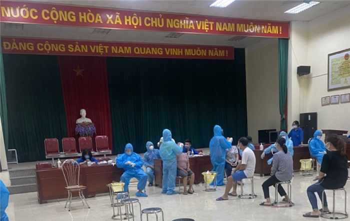 Đông Anh: 81% số người từ 18 tuổi trở lên trên địa bàn Huyện đã tiêm vắc xin phòng Covid-19