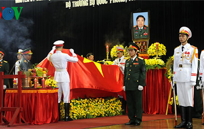 Lãnh đạo thành phố Hà Nội viếng Đại tướng Phùng Quang Thanh