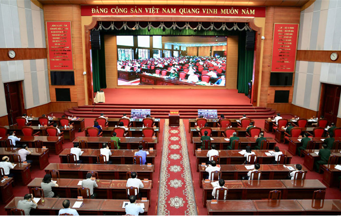 Gắn bó mật thiết với Nhân dân, quán triệt sâu sắc quan điểm "Dân là gốc”