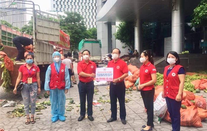 Hà Nội đã có quyết định hỗ trợ an sinh xã hội gần 2,4 triệu lượt người, hộ gia đình